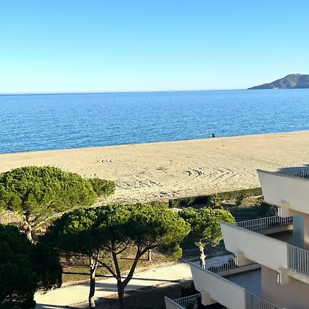 4 Pers Avec Parking, Vue Et Montagne - Fr-1-837-101 *